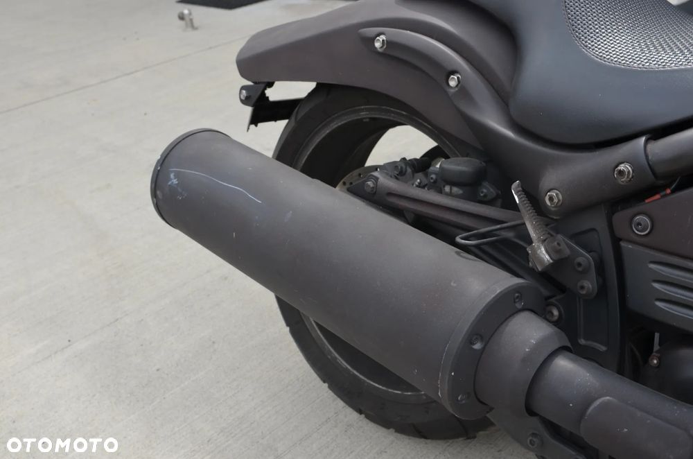 Yamaha Road Star - 18