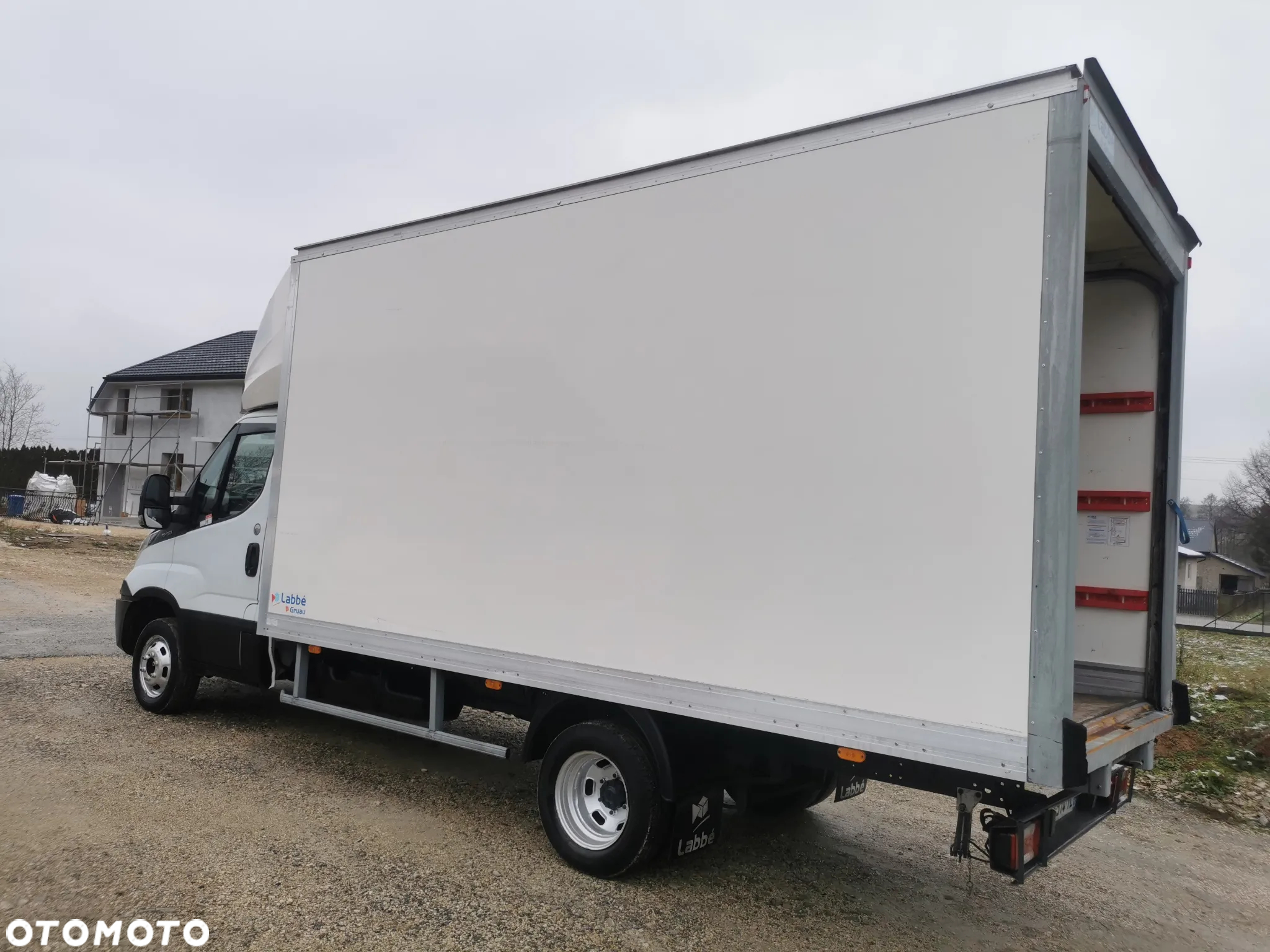 Iveco 3.0-150KM Daily 35C15 Kontener długi rama 35-150 kiper Klimatyzacja długi rozstaw - 7
