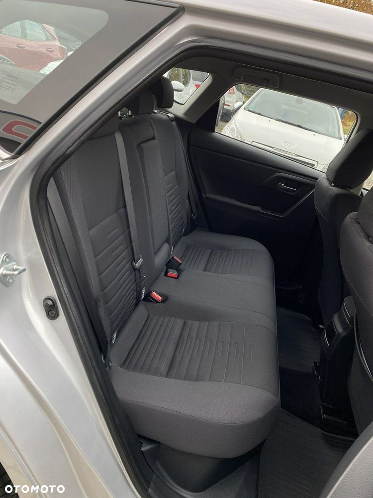 Toyota Auris - 16