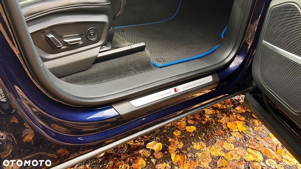 Audi Q8 - 32