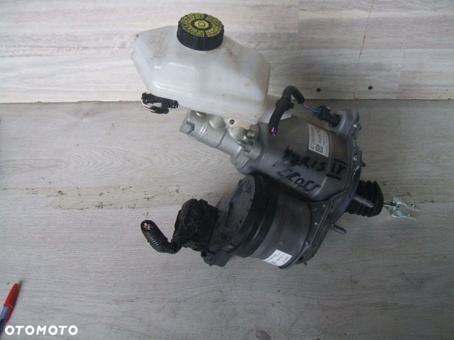 TOYOTA YARIS CROSS SERWO HAMULCOWE POMPA HAMULCOWA 47210-0D080 - 2