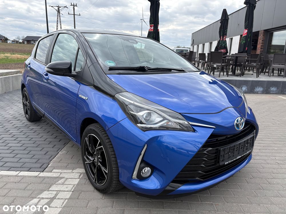 Toyota Yaris Hybrid 100 Selection Passion - 1