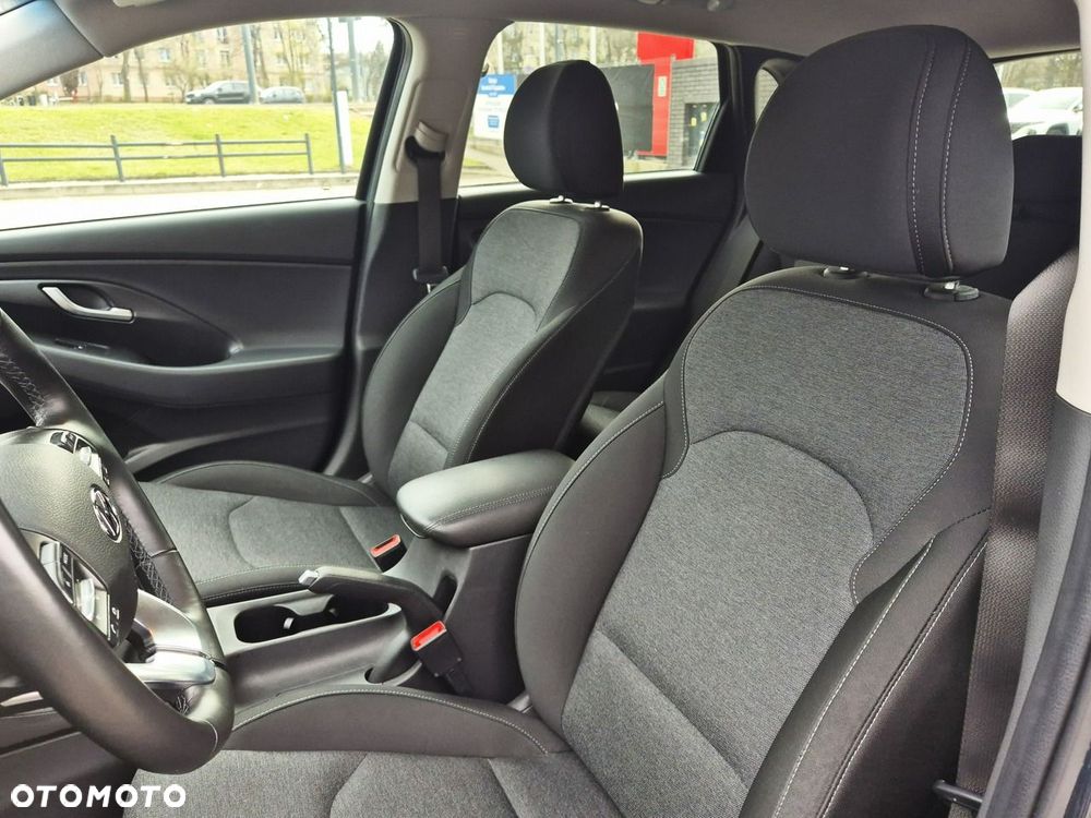 Hyundai i30 1.5 T-GDI 48V Smart - 16