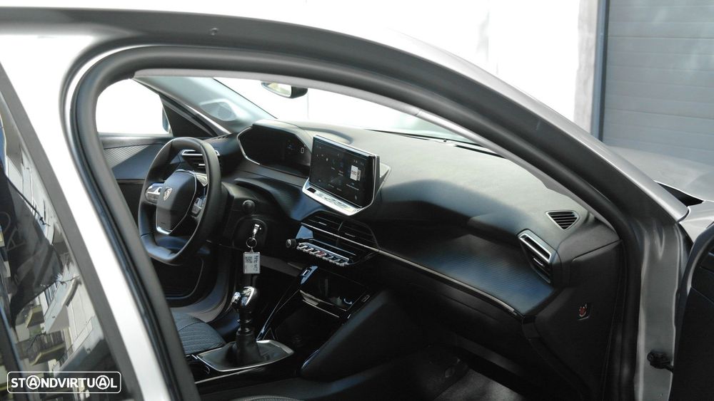 Peugeot 208 1.2 PureTech Allure - 21