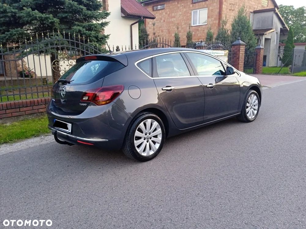 Opel Astra 1.4 T Cosmo - 22