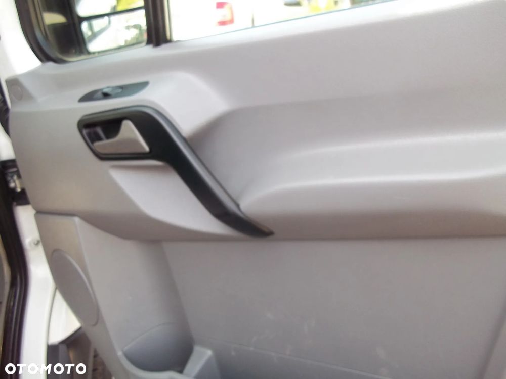 Volkswagen crafter - 11