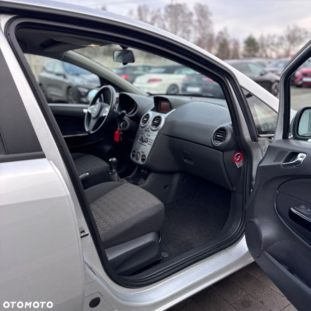 Opel Corsa - 36