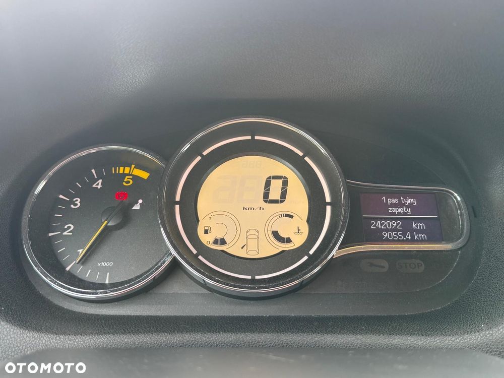 Renault Megane 1.9 dCi Dynamique - 12