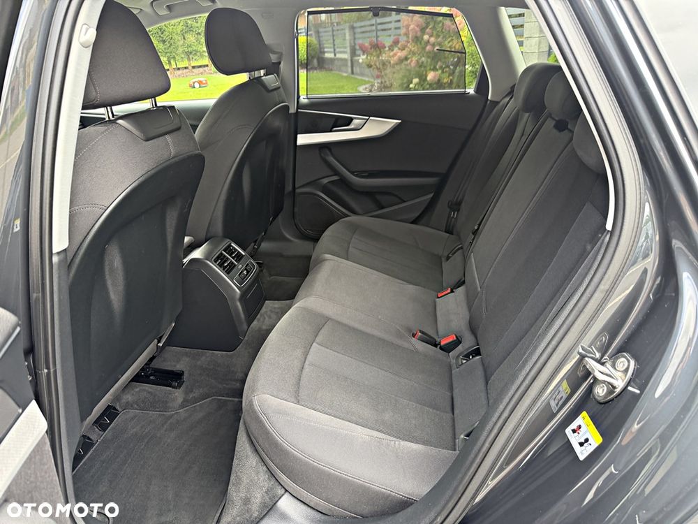 Audi A4 Avant 2.0 TDI S tronic sport - 22