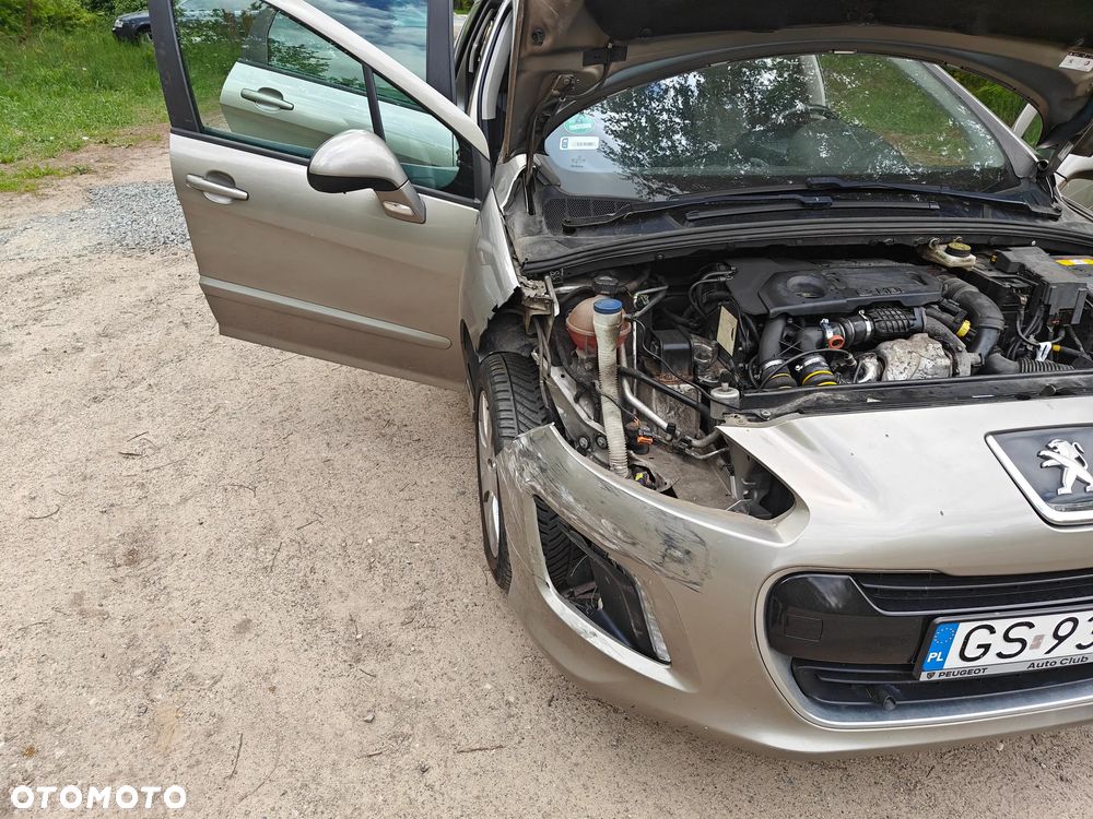 Peugeot 308 1.6 HDi Premium - 19