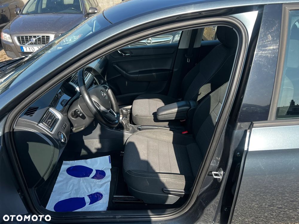 Skoda RAPID 1.6 TDI Elegance - 14