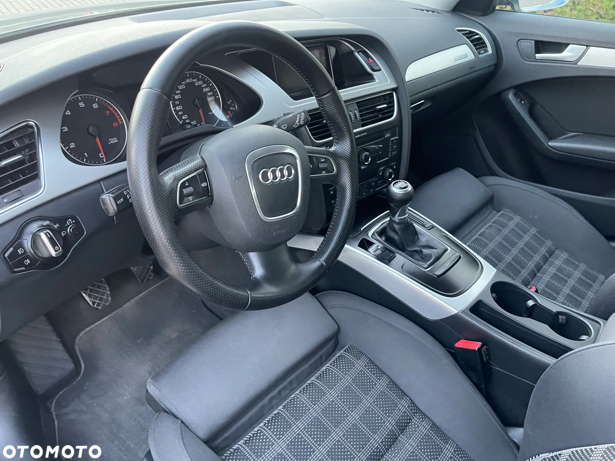 Audi A4 2.0 TFSI Quattro - 10
