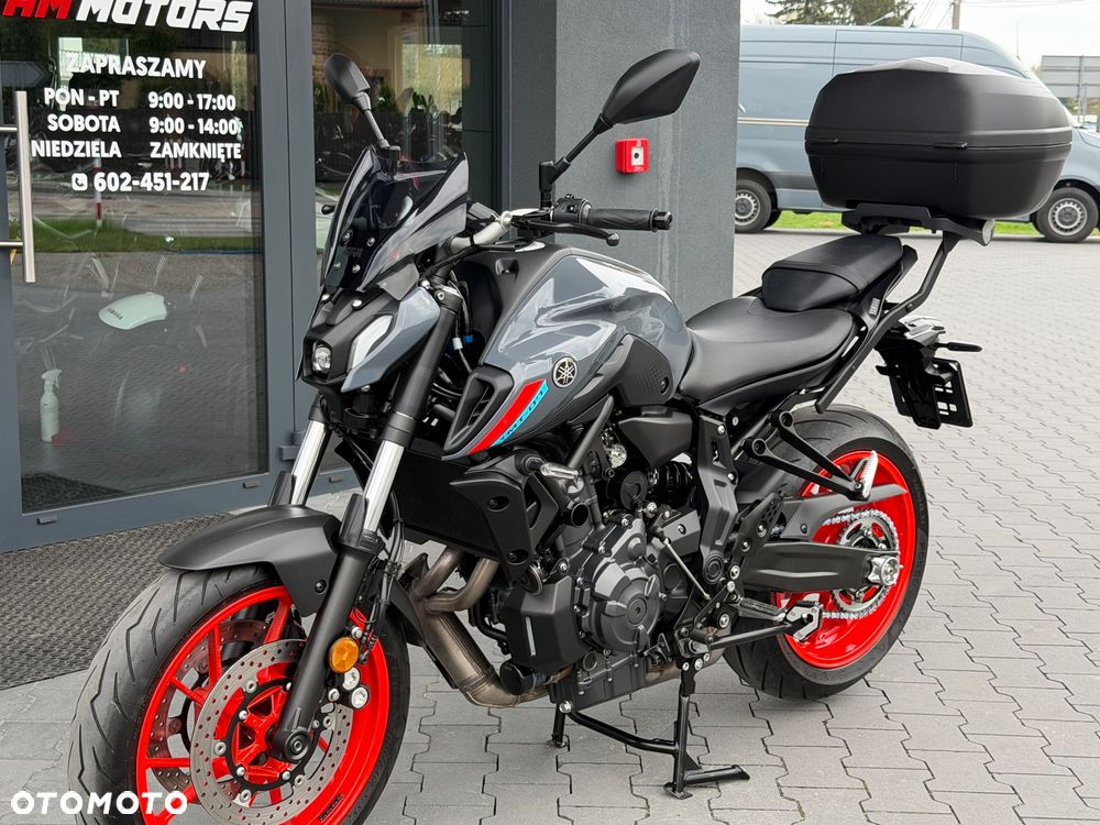 Yamaha MT - 40