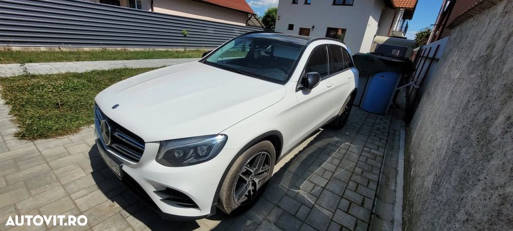Mercedes-Benz GLC - 4