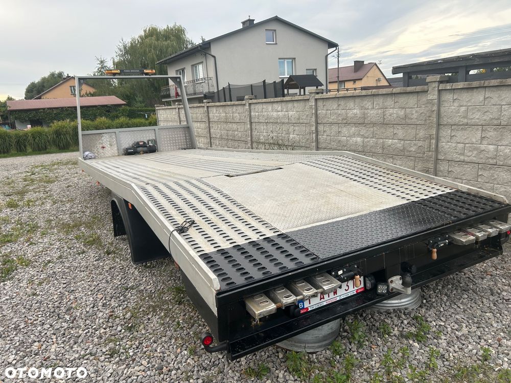 Autolaweta Najazd Zabudowa Pomoc Drogowa - 2