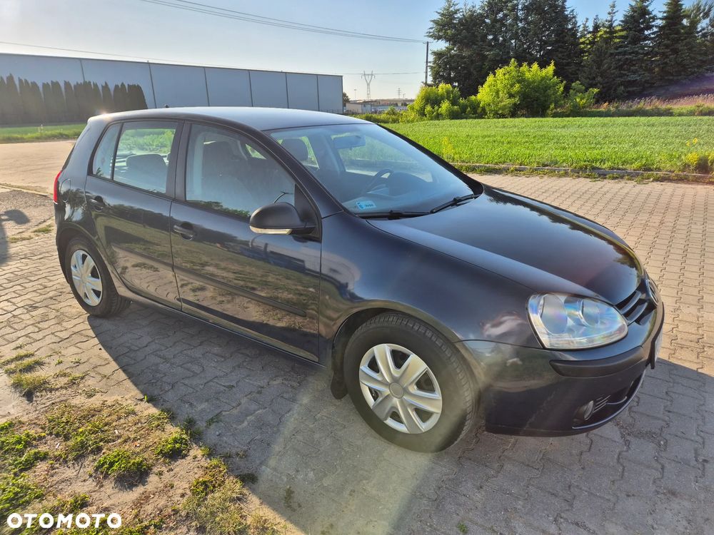Volkswagen Golf 1.6 FSI Comfortline - 31