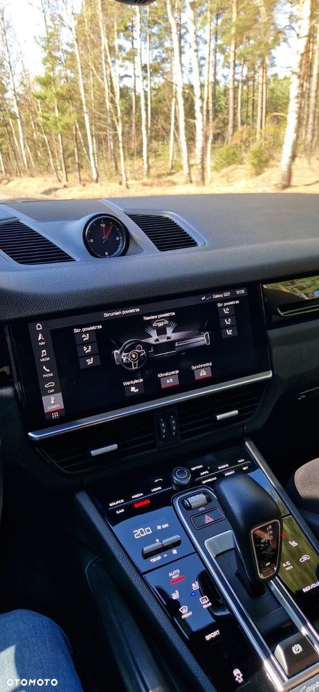 Porsche Cayenne Tiptronic S - 16