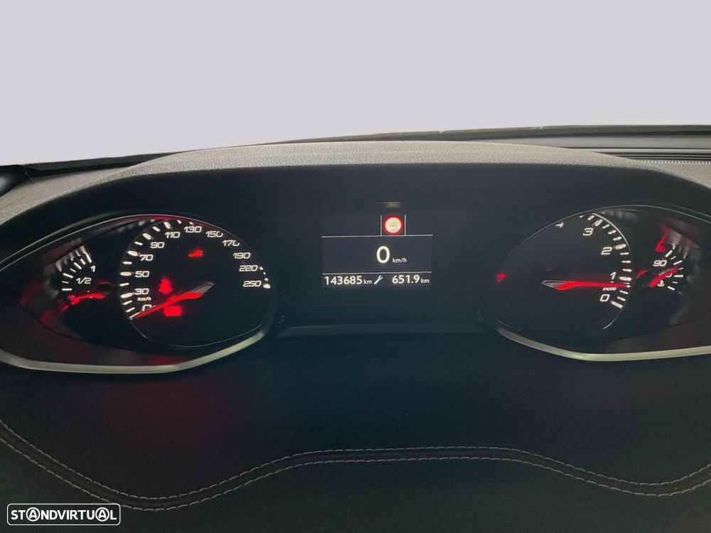 Peugeot 308 1.2 PureTech Allure - 6