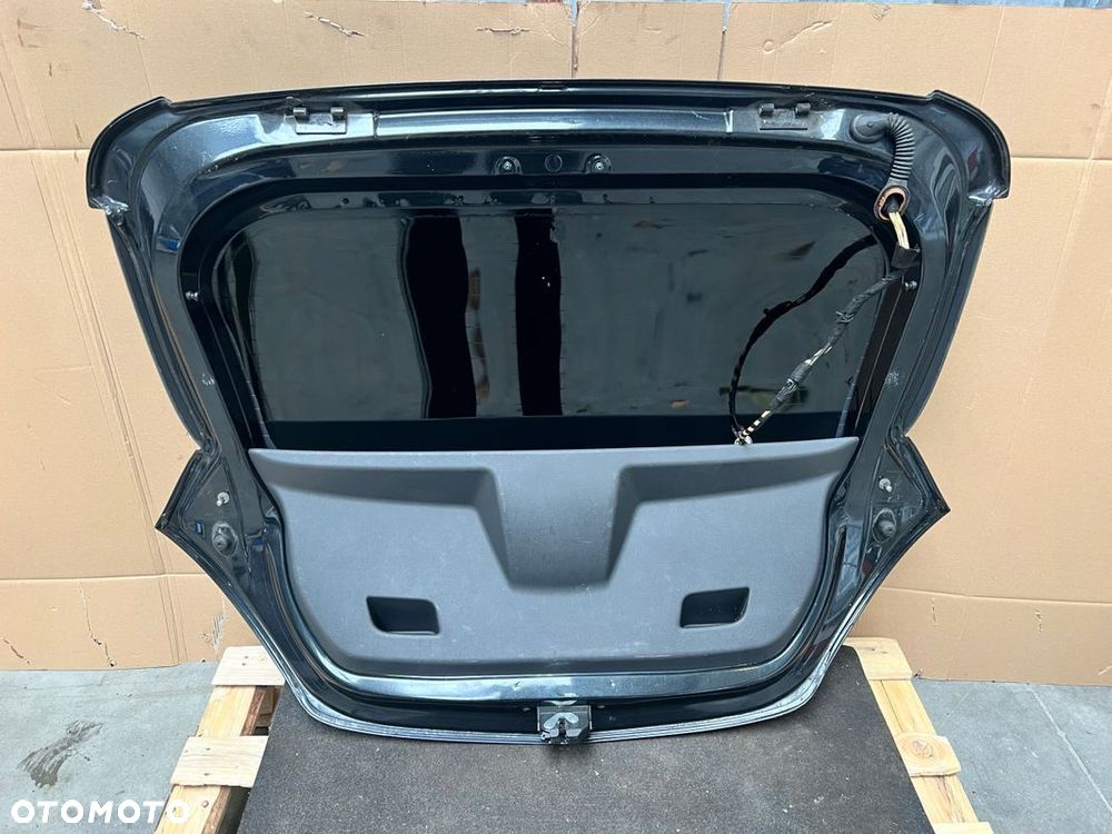 KLAPA TYLNA pokrywa bagażnika OPEL CORSA D LIFT OPC 3D Kod lakieru: Z22C - 9