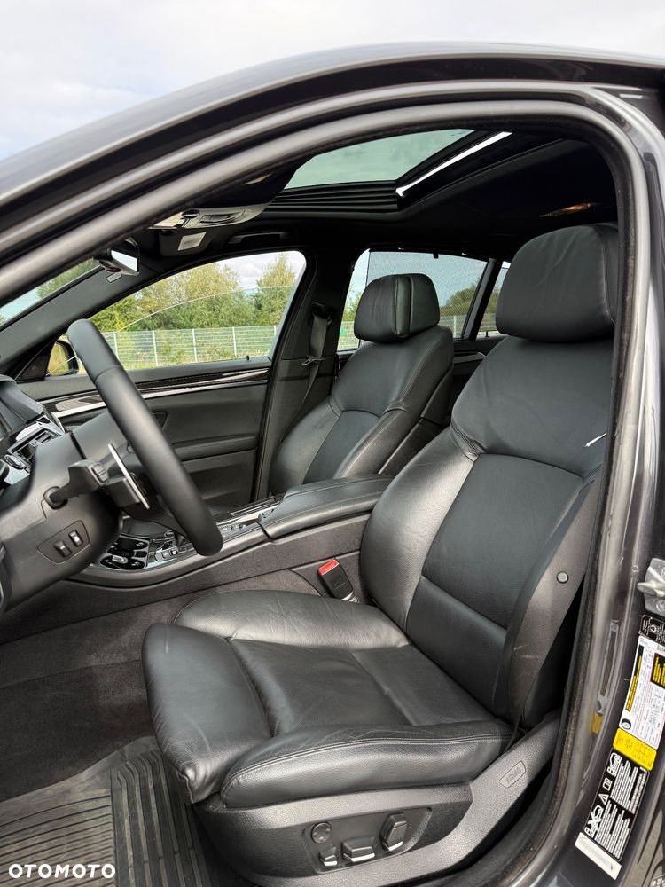 BMW Seria 5 - 21
