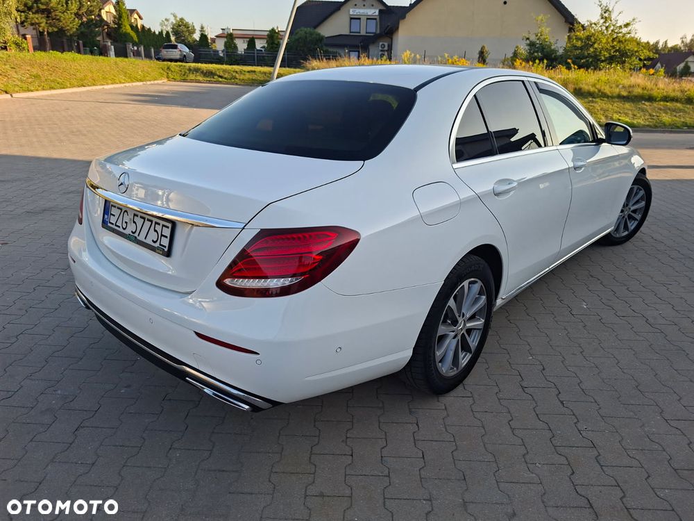 Mercedes-Benz Klasa E - 4