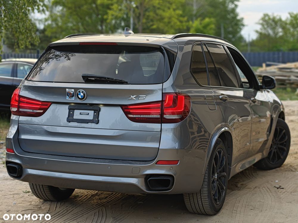 BMW X5 xDrive50i Sport-Aut - 9