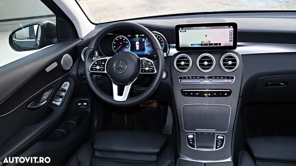 Mercedes-Benz GLC 300 e 4MATIC - 20