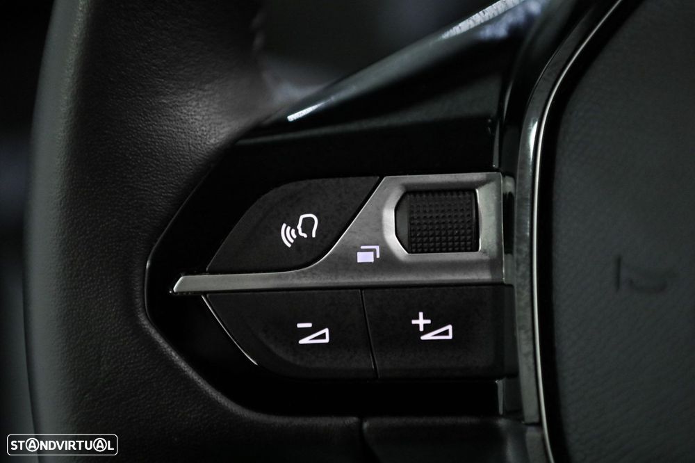 Peugeot 208 1.2 PureTech Allure - 22