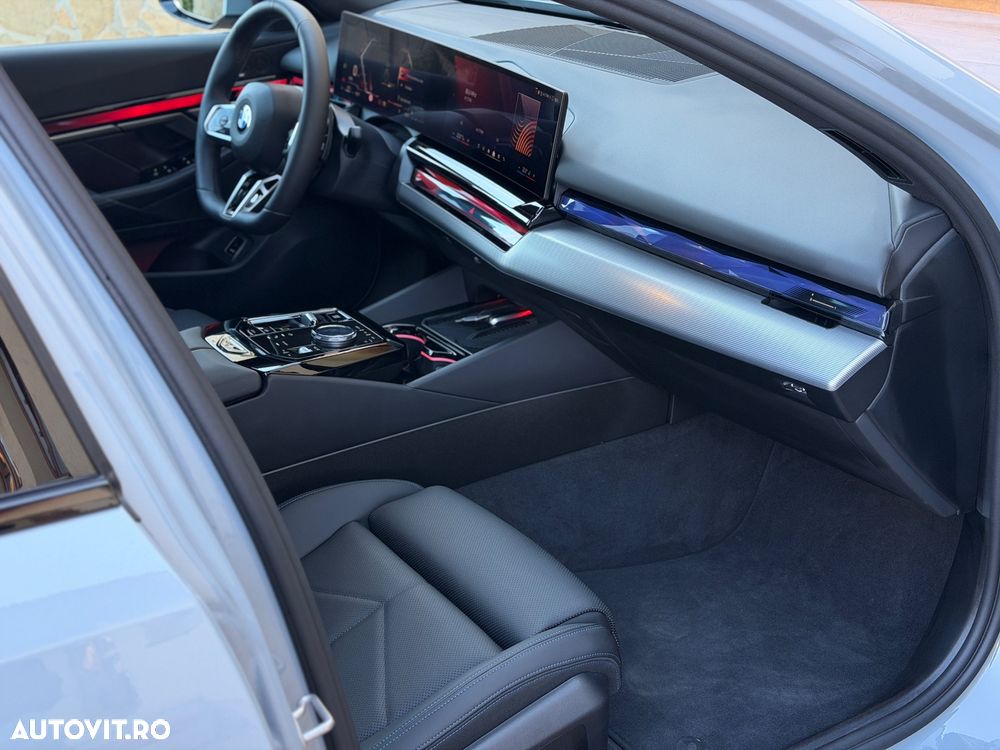 BMW Seria 5 520i Aut. - 11