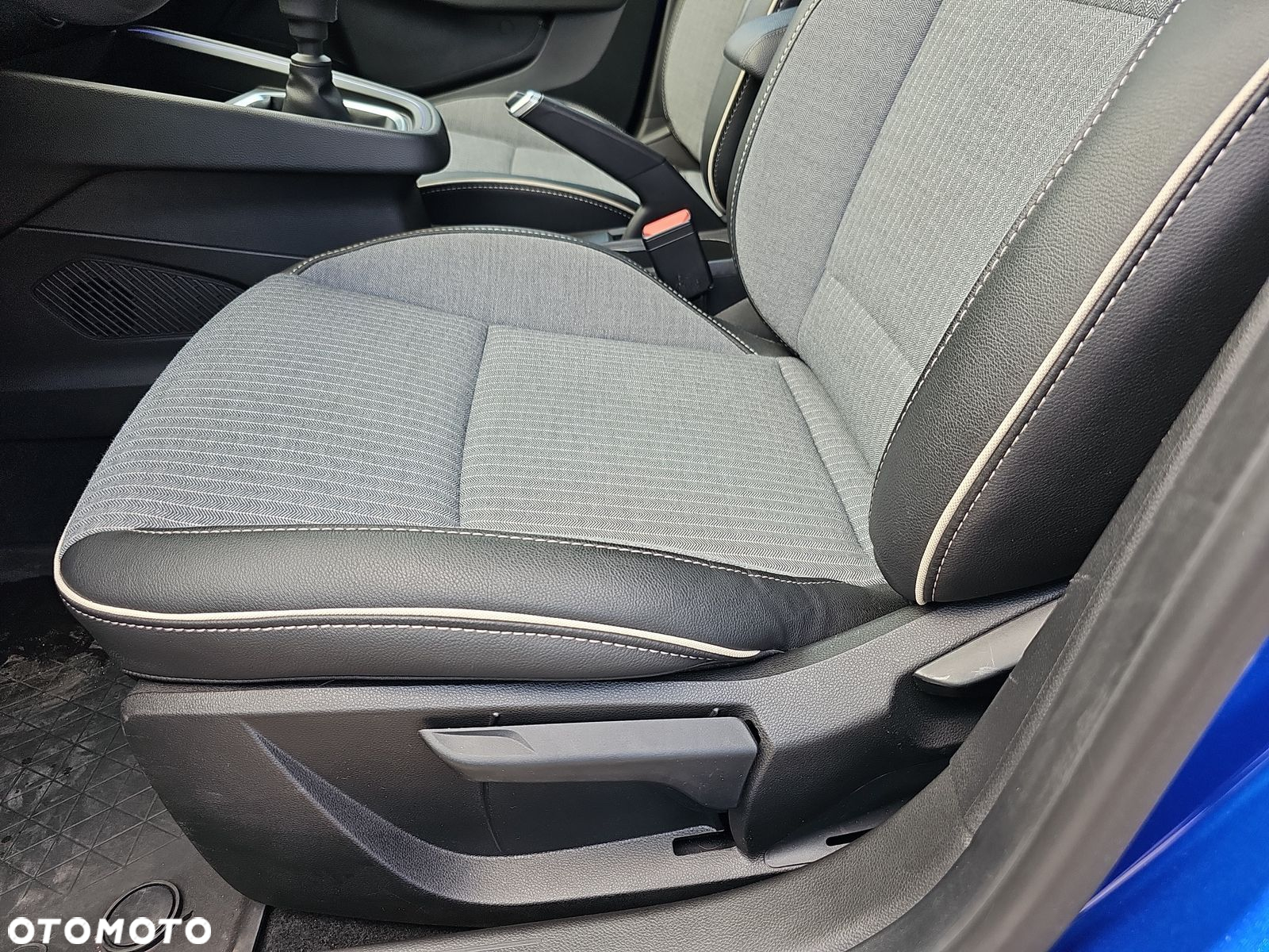 Renault Clio - 21