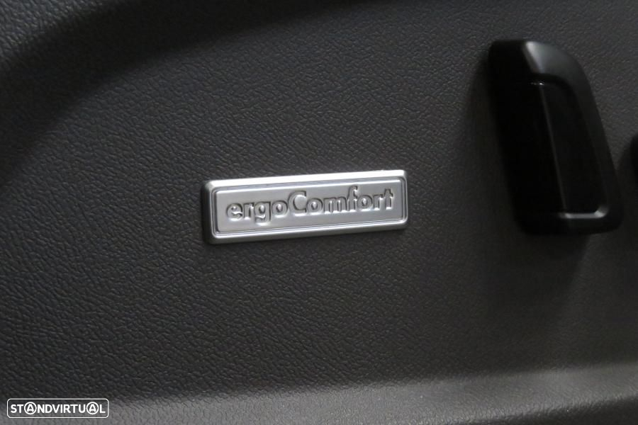 VW Multivan 2.0 TDI Style Longa DSG - 19