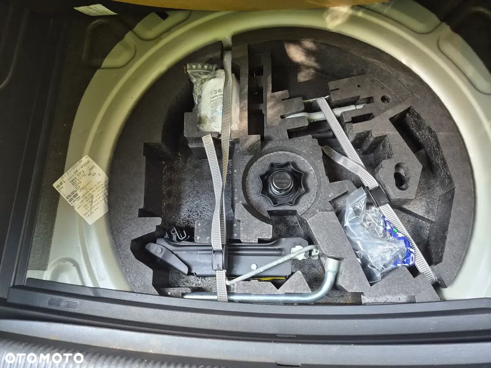 Volkswagen Golf Plus 2.0 FSI Automatik Comfortline - 8