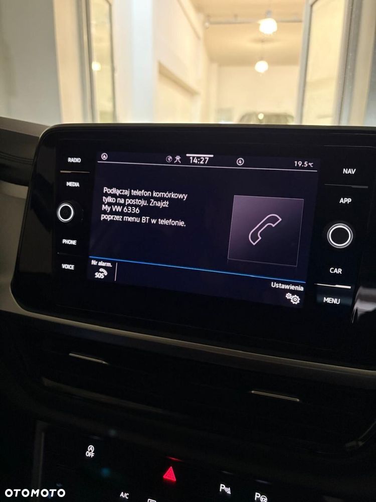 Volkswagen T-Roc - 21