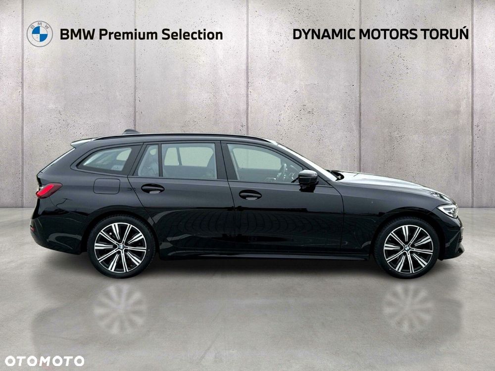 BMW Seria 3 320d Sport Line - 9