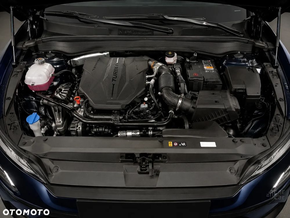 Hyundai Avante - 18