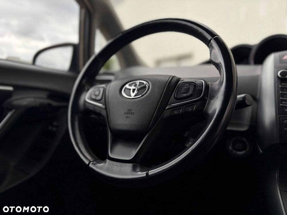 Toyota Verso 1.8 Selection EU6 - 25
