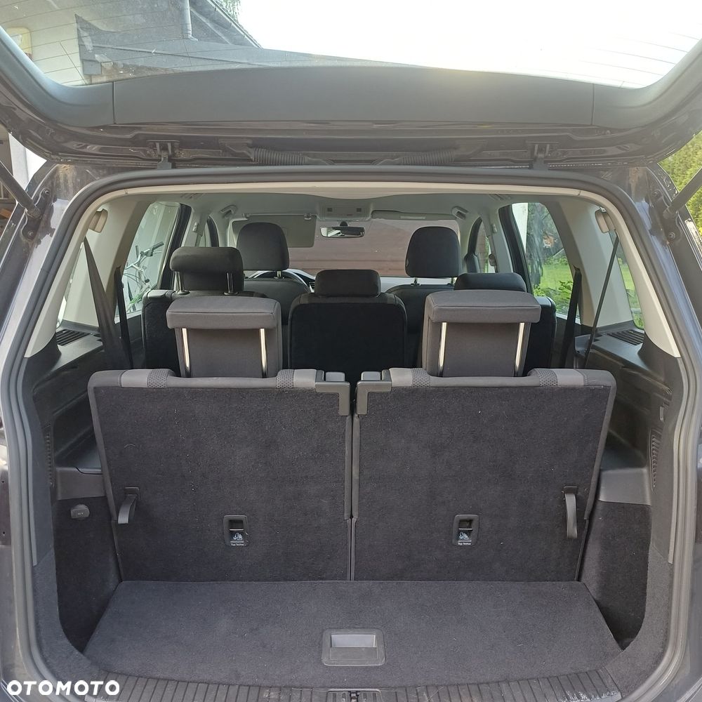 Volkswagen Touran 1.5 TSI EVO Trendline - 7