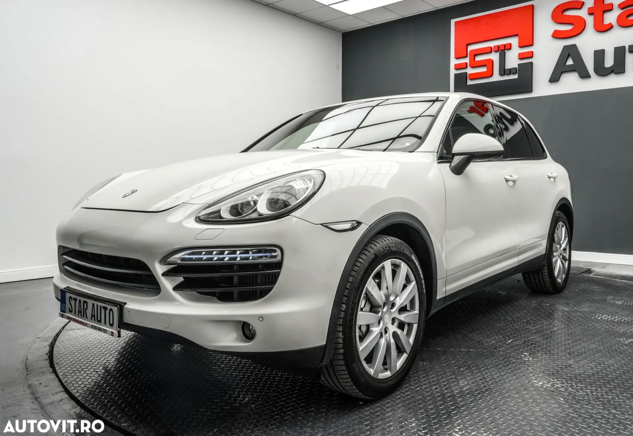 Porsche Cayenne 3.0 L V6 - 1