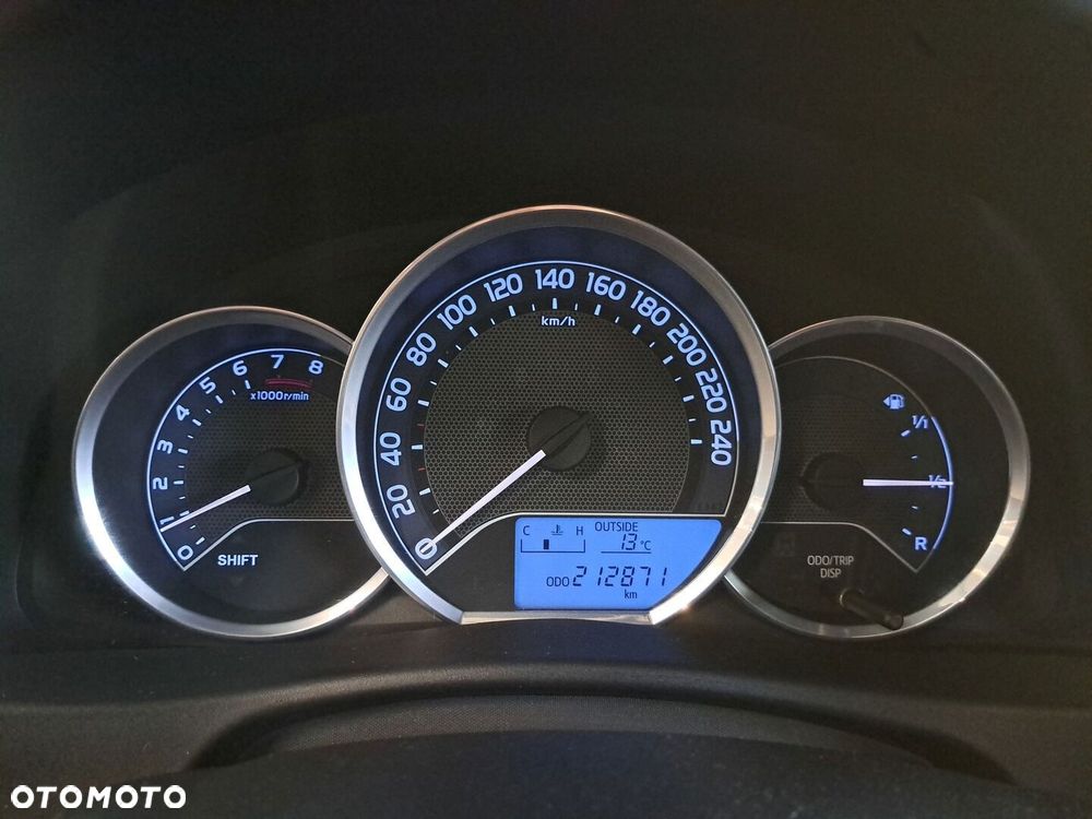 Toyota Auris 2014