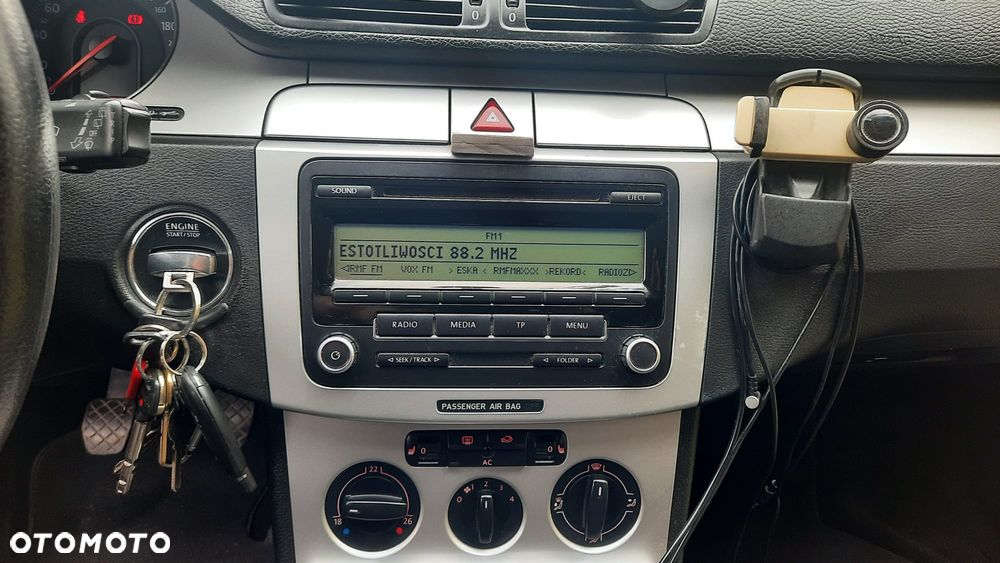 Volkswagen Passat 1.9 TDI Comfortline - 3