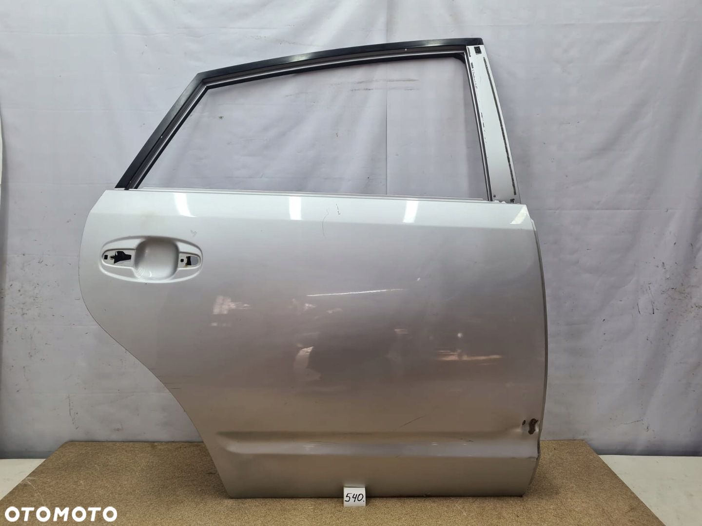 TOYOTA PRIUS 2 II DRZWI PRAWE TYŁ TYLNE - 1