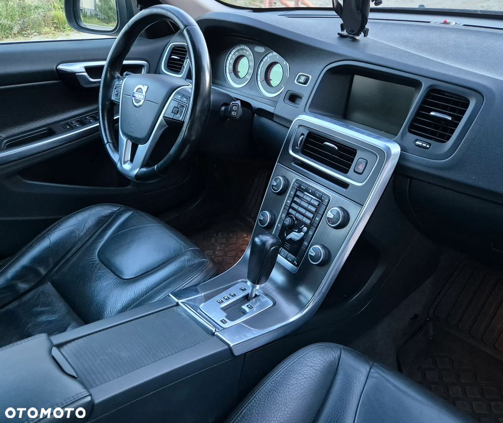 Volvo V60 D3 Geartronic Summum - 7
