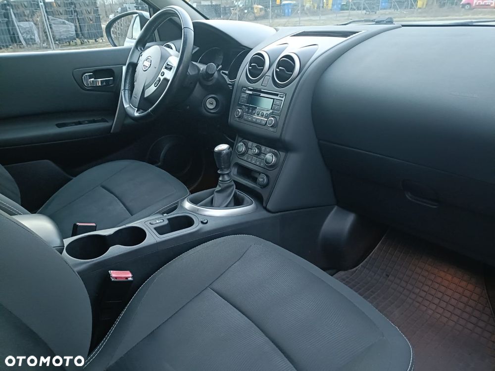 Nissan Qashqai - 11