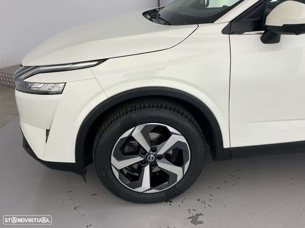 Nissan Qashqai 1.3 DIG-T N-Connecta - 18