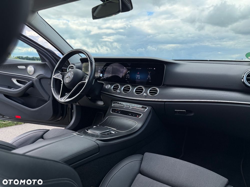 Mercedes-Benz Klasa E 220 d 9G-TRONIC Avantgarde - 20