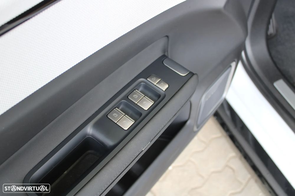 Polestar 4 Long Range 100 kWh Single Motor Prime - 10