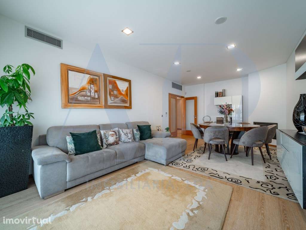 Apartamento T2 Premium com terraço, varanda e garagem fechada - jun... - Grande imagem: 4/24