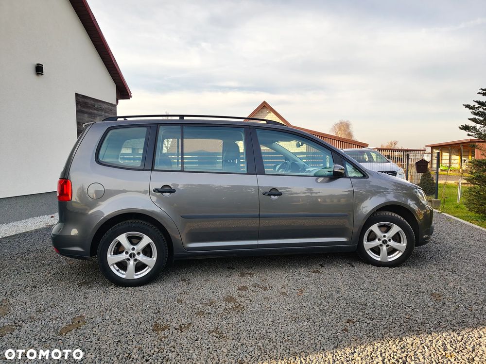 Volkswagen Touran 2.0 TDI DPF STYLE - 6