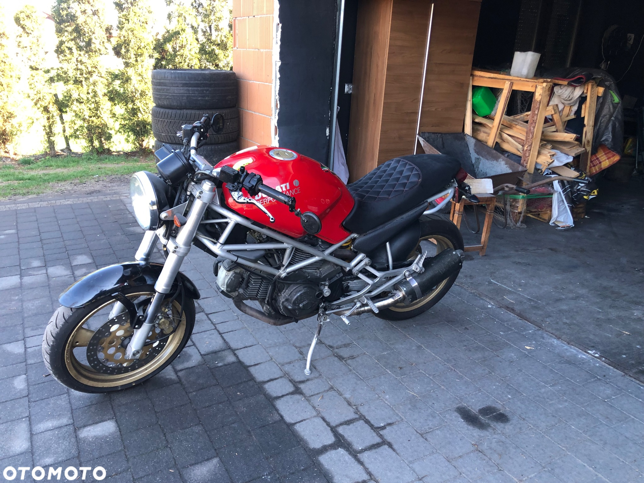 Ducati Monster - 4