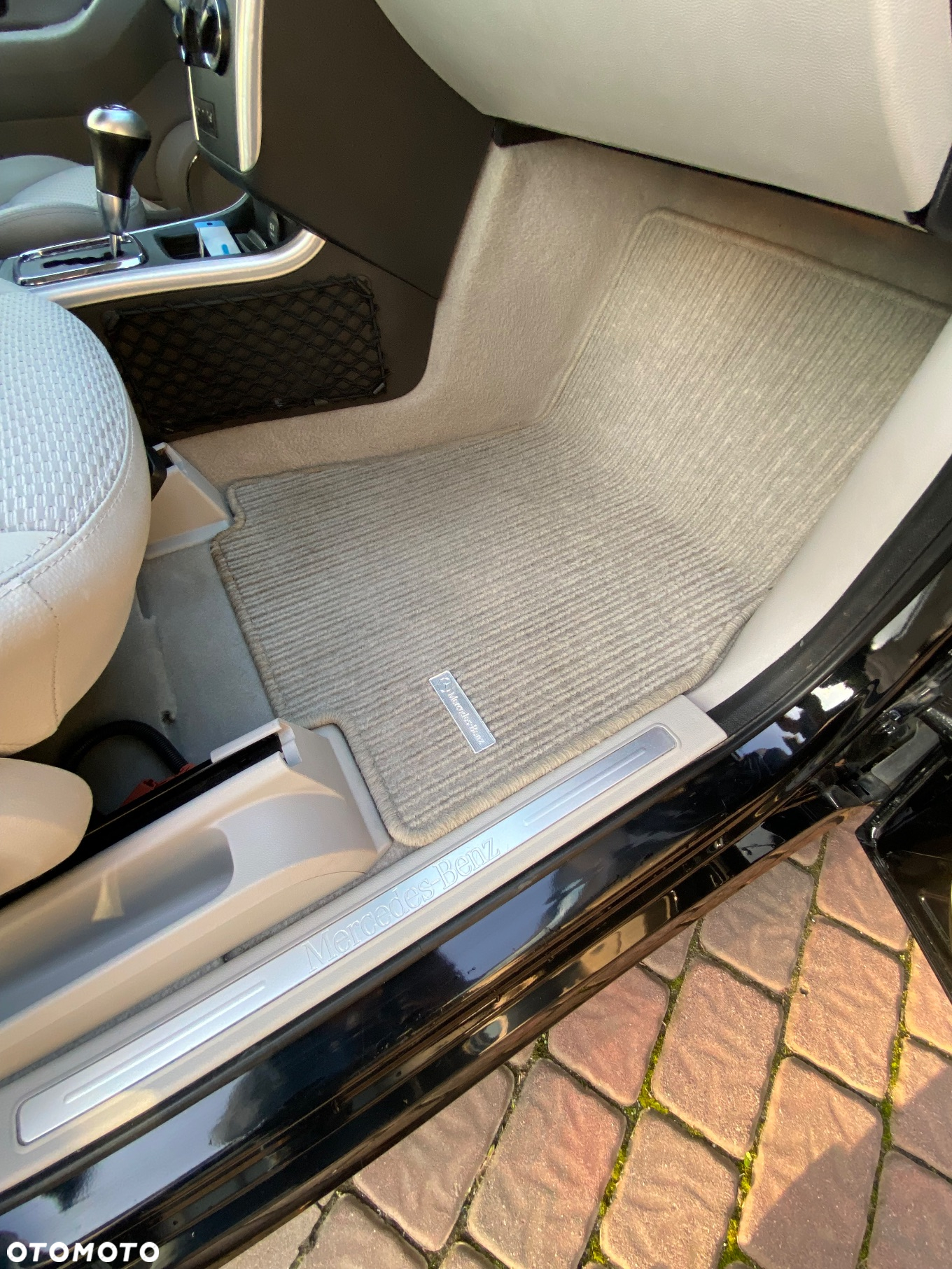 Mercedes-Benz Klasa B 200 CDI Autotronic Grand Edition - 39